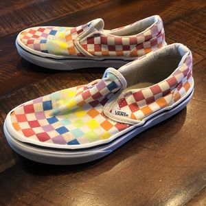 Vans rainbow shoes 🌈